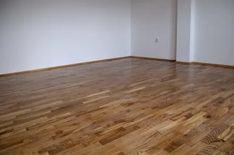 KEMOPLAST trgovsko in proizvodno podjetje d.o.o., Parketi