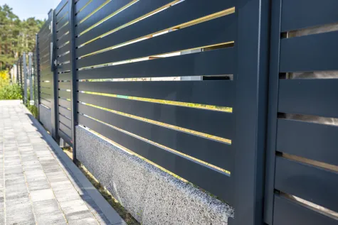 ZAKLJUČNA DELA V GRADBENIŠTU Žiga Pust s.p., Alu ograje